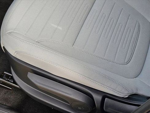 New 2026 Hyundai Santa Cruz SE image 4