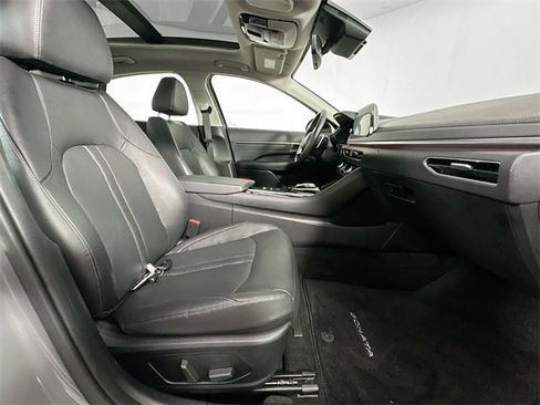 Used 2022 Hyundai Sonata Limited w/ Cargo Package image 29