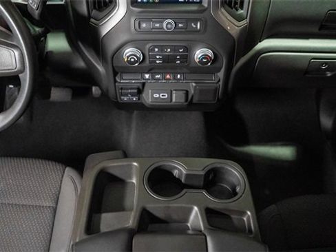 Used 2021 GMC Sierra 2500 4x4 Crew Cab w/ Gooseneck/5TH Wheel Package image 7