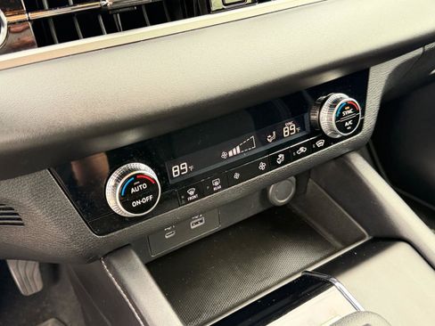 Used 2022 Mitsubishi Outlander ES AWD/4WD image 29