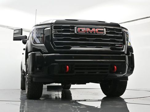 Certified 2025 GMC Sierra 2500 AT4 w/ AT4 Premium Plus Package image 42