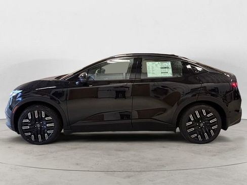 New 2026 Nissan Leaf Platinum+ w/ Cargo Package (Platinum+) FWD image 2