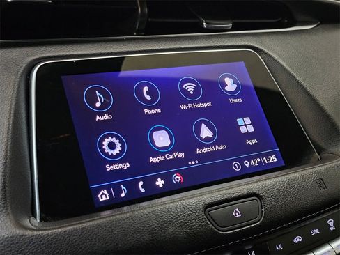 Used 2020 Cadillac XT4 Premium Luxury image 26