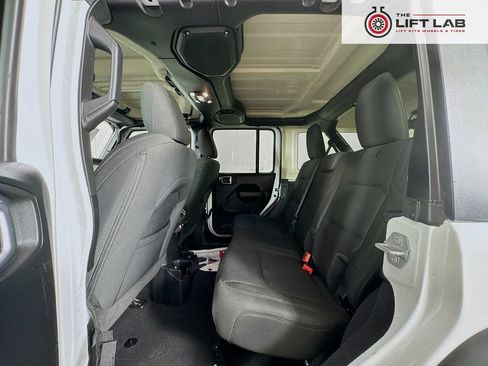 Used 2020 Jeep Wrangler Unlimited Sport S AWD/4WD image 23