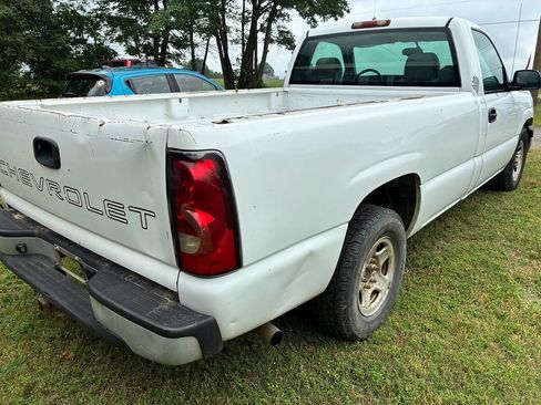 Used 2007 Chevrolet Silverado 1500 W/T RWD image 17