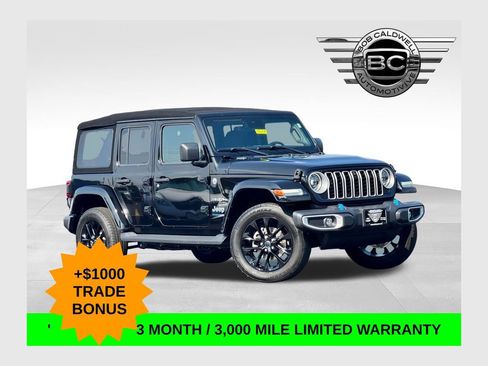 Used 2024 Jeep Wrangler Unlimited Sahara w/ Technology Group AWD/4WD image 1