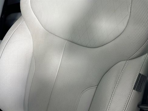 Used 2020 Hyundai Palisade SEL w/ Premium Package image 18