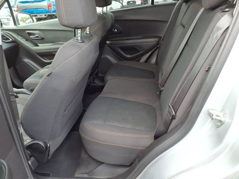 Used 2020 Chevrolet Trax LS w/ Tint and Cruise Package FWD image 11