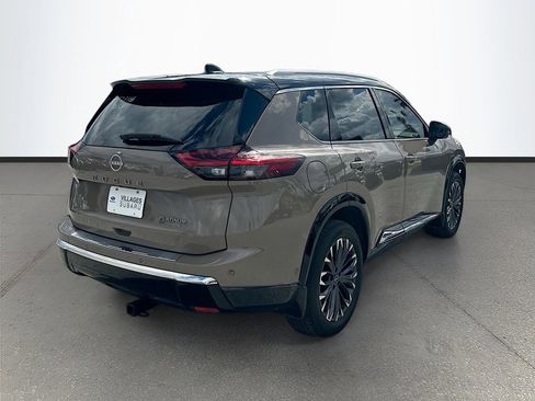Used 2024 Nissan Rogue Platinum w/ Platinum Premium Package FWD image 7