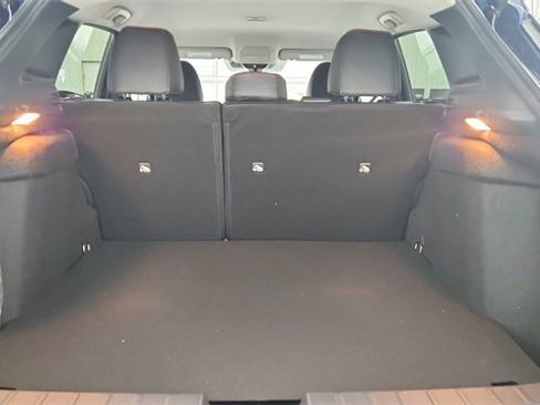 New 2025 Nissan Kicks SR image 38