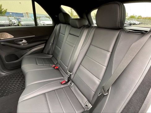 Certified 2025 Mercedes-Benz GLE 450 4MATIC image 18