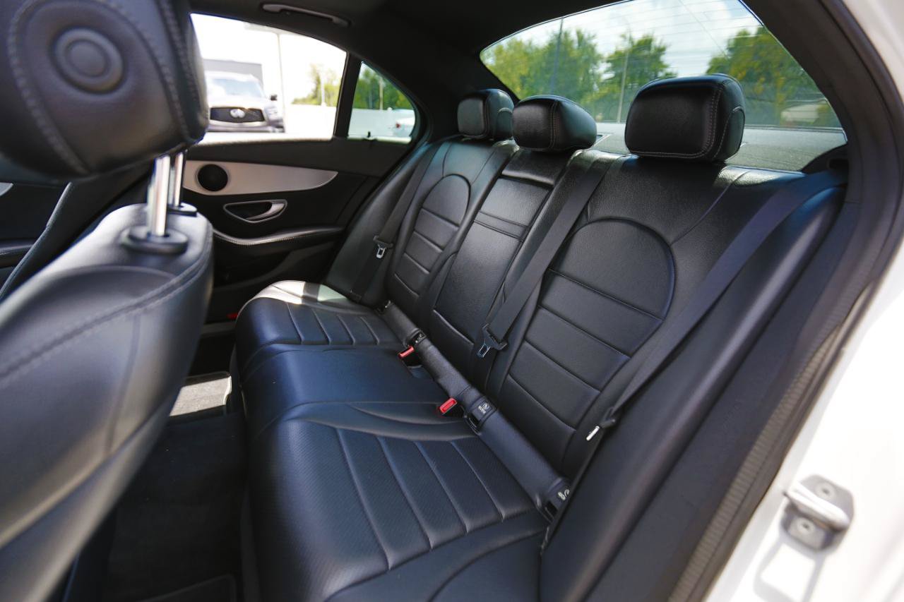 Used 2019 Mercedes-Benz C 300 Sedan w/ Premium Package image 10