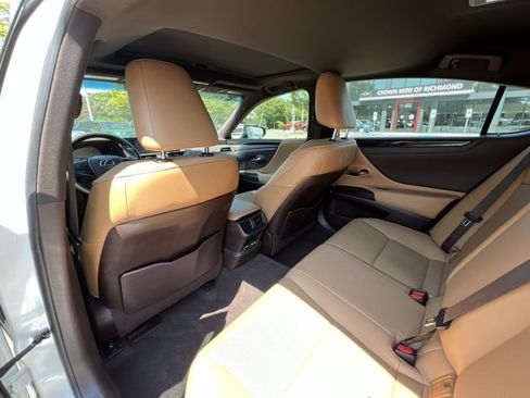 Used 2021 Lexus ES 250 w/ Premium Package AWD/4WD image 23