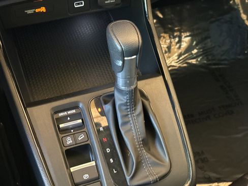 Used 2025 Honda CR-V LX image 27