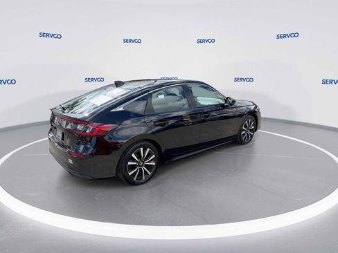 Used 2024 Honda Civic EX-L image 8
