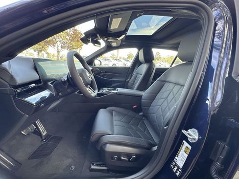 New 2026 BMW 530i xDrive 530i xDrive w/ M Sport Package image 15