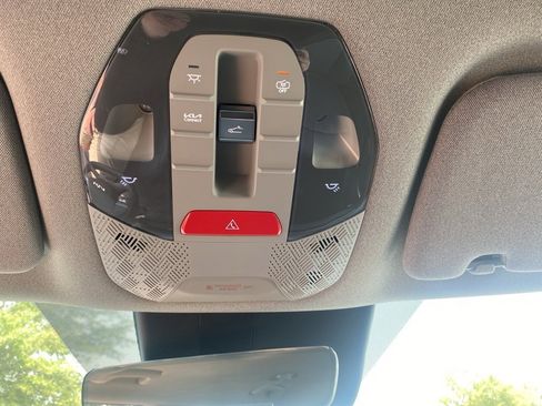 New 2026 Kia EV9 Light image 30