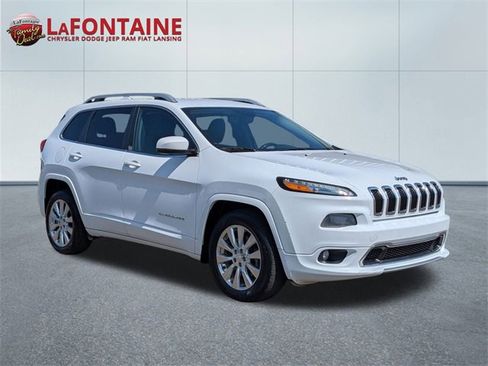 Used 2018 Jeep Cherokee Overland image 7