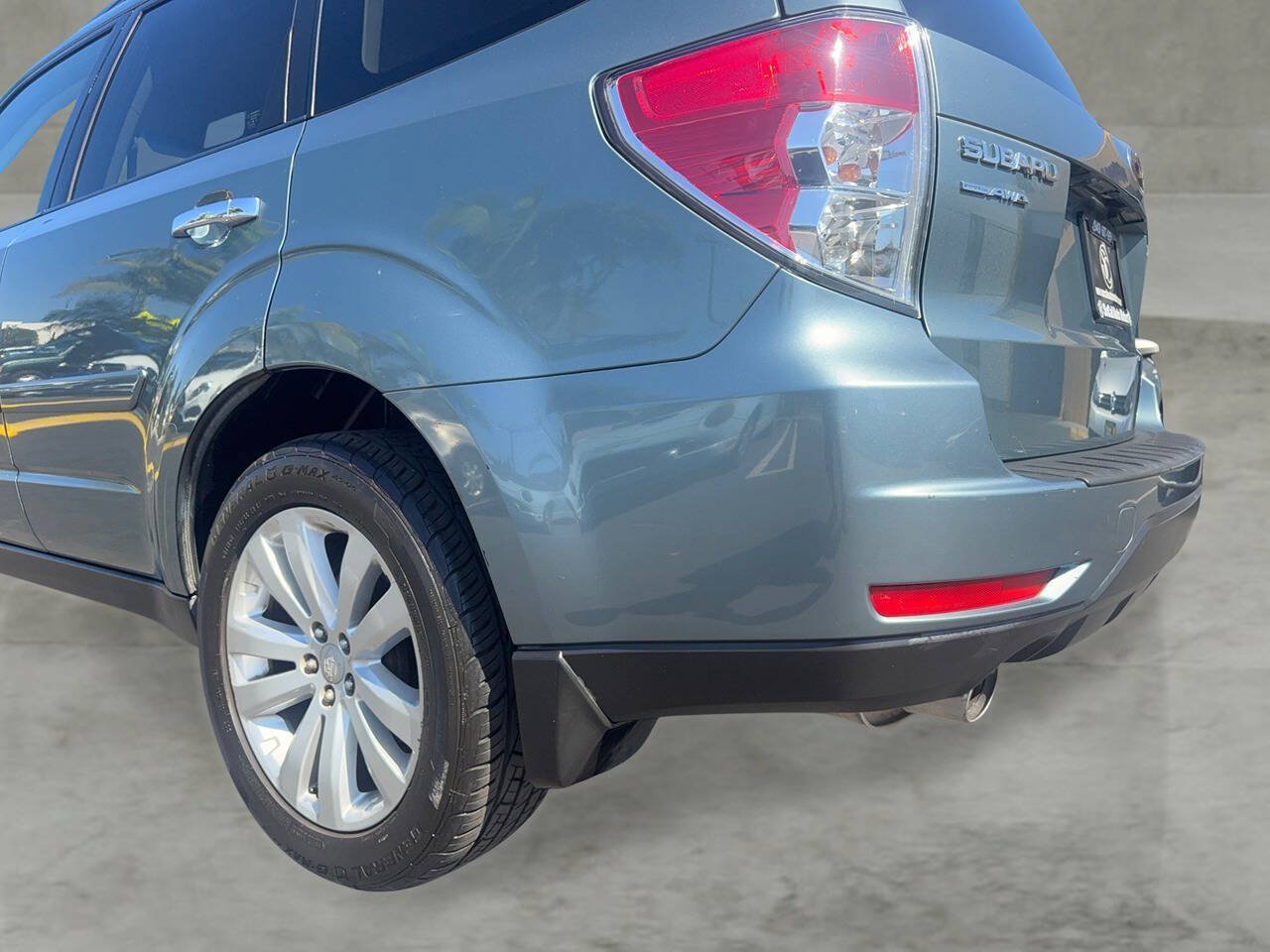 Used 2013 Subaru Forester 2.5X Limited AWD/4WD image 33