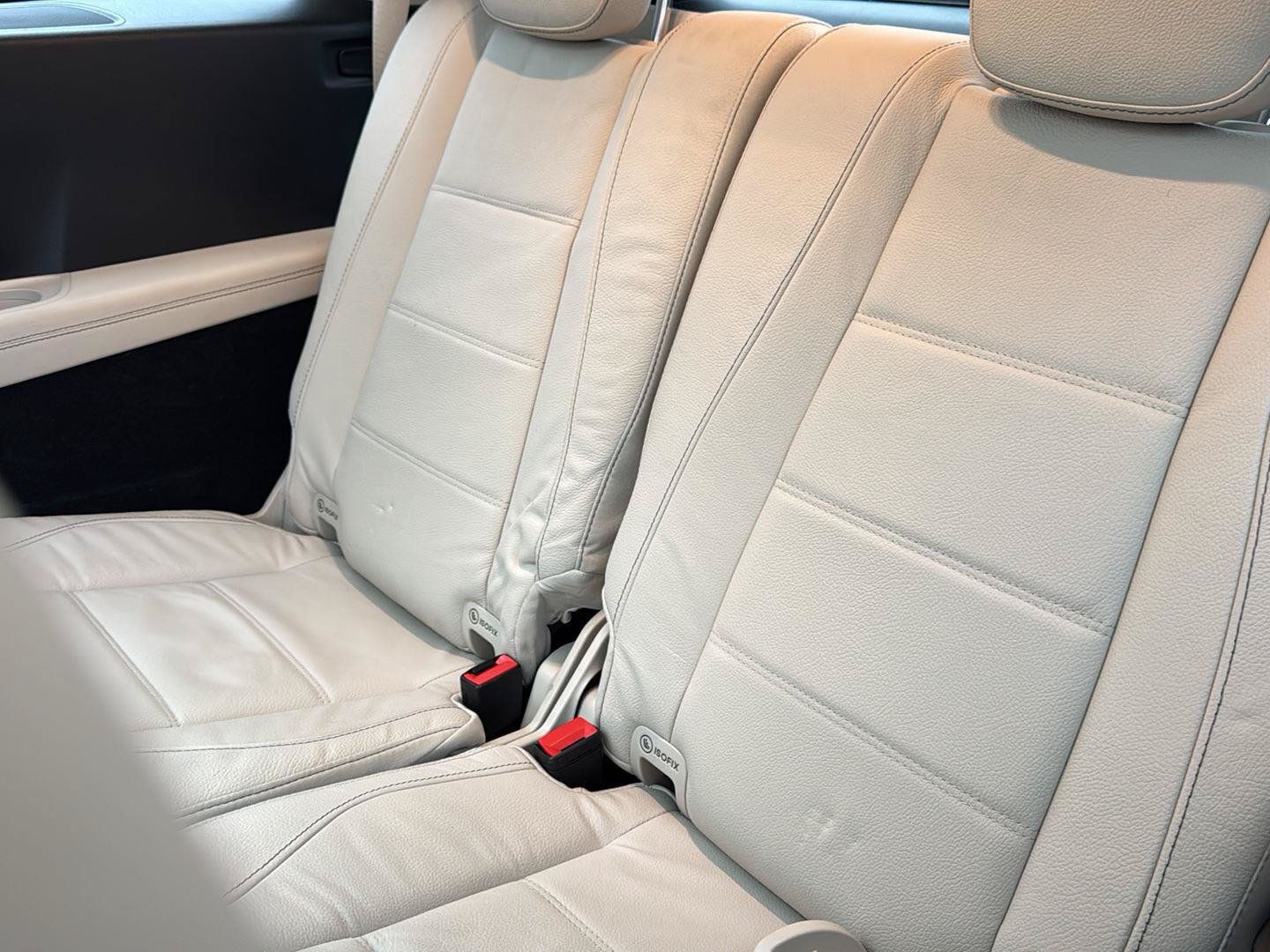 Used 2024 Mercedes-Benz GLS 450 4MATIC image 13