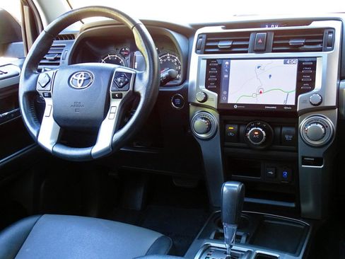 Used 2023 Toyota 4Runner SR5 Premium w/ Moonroof Package RWD image 27
