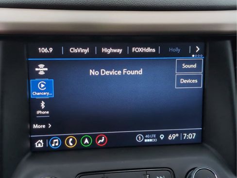 Used 2023 GMC Acadia Denali w/ Trailering Package image 17