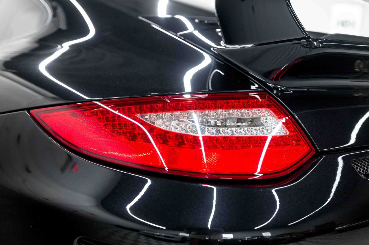 Used 2010 Porsche 911 GT3 RWD image 27