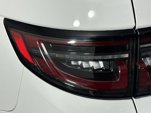 Used 2020 Land Rover Discovery Sport S image 35