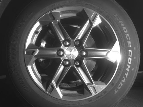 Used 2025 Chevrolet Blazer LT FWD image 12