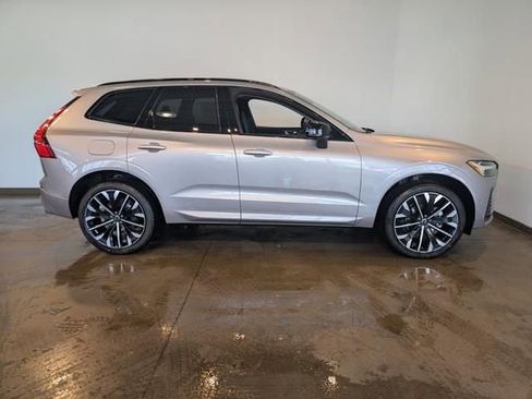 New 2026 Volvo XC60 B5 Ultra w/ Climate Package AWD/4WD image 6