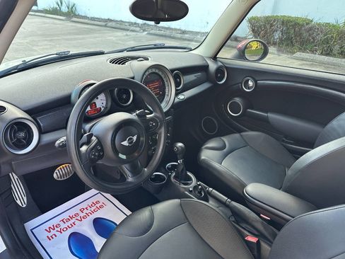 Used 2013 MINI Cooper S image 14