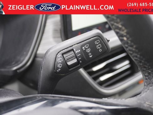 Used 2024 Ford Escape Platinum w/ Class II Trailer Tow Package image 29