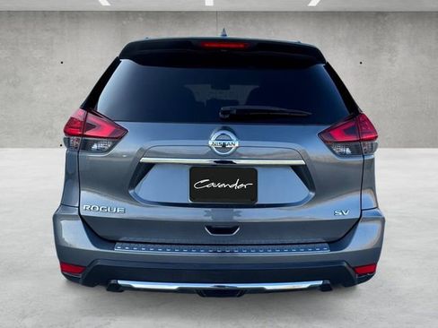 Used 2017 Nissan Rogue SV image 15