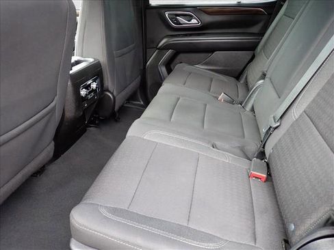 Used 2023 GMC Yukon SLE image 10