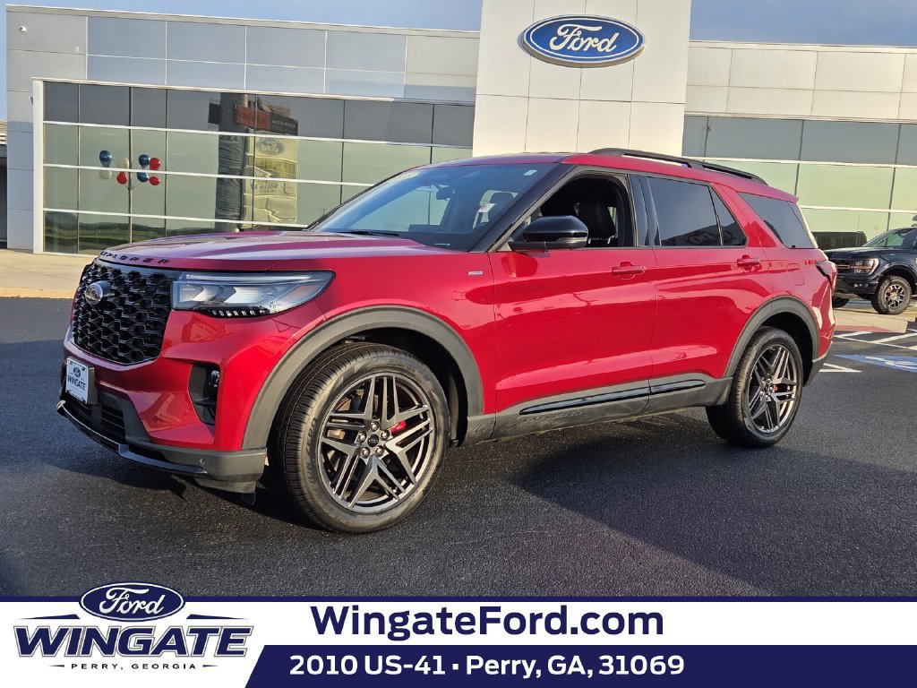 Used 2025 Ford Explorer ST-Line w/ ST-Line Street Pack AWD/4WD image 1