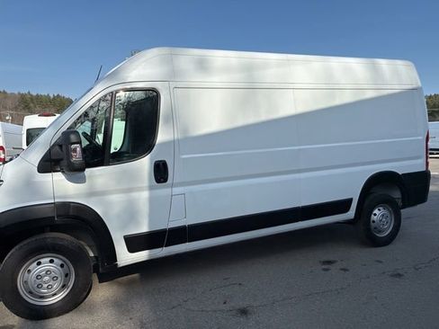 Used 2023 RAM ProMaster 2500 FWD image 8