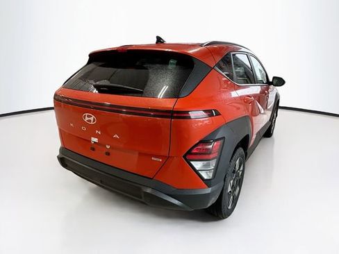 Used 2024 Hyundai Kona SEL image 6