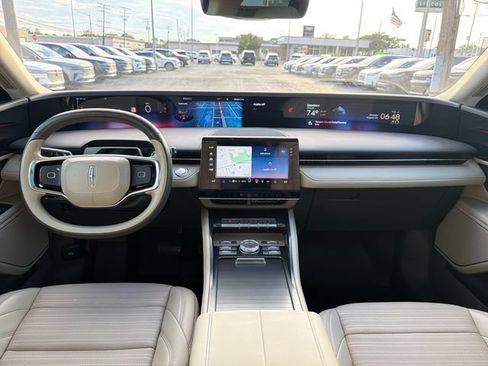 Certified 2024 Lincoln Nautilus Reserve w/ Equipment Group 202A AWD/4WD image 15