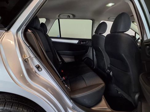 Used 2018 Subaru Outback 2.5i Premium AWD/4WD image 10