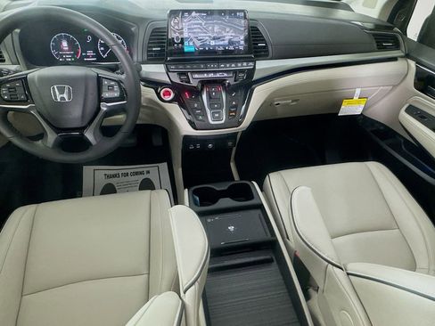 New 2026 Honda Odyssey Touring image 31
