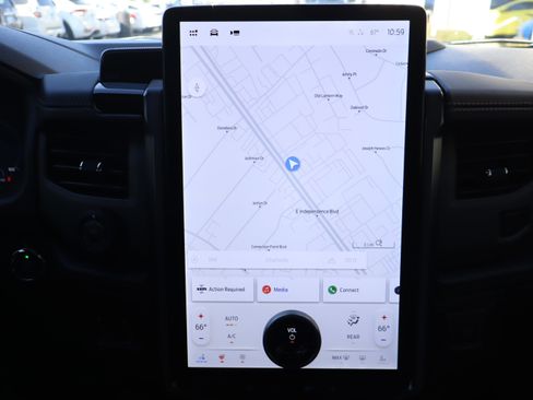 Used 2024 Ford Expedition Platinum image 28