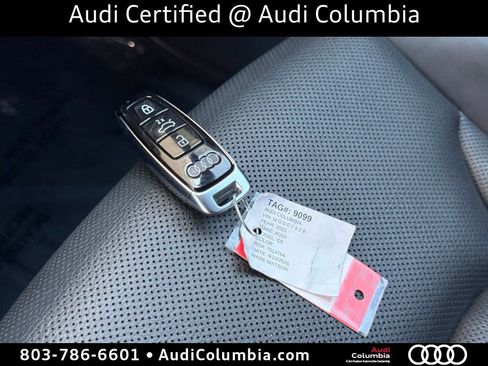 Used 2021 Audi Q8 Premium Plus w/ Premium Plus Package AWD/4WD image 38