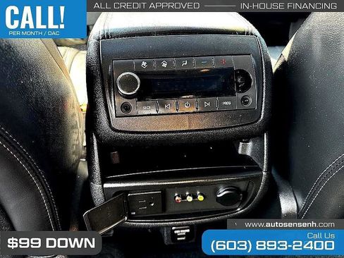 Used 2014 Chevrolet Traverse LTZ image 28