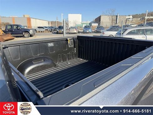 Used 2022 Toyota Tundra Platinum image 19