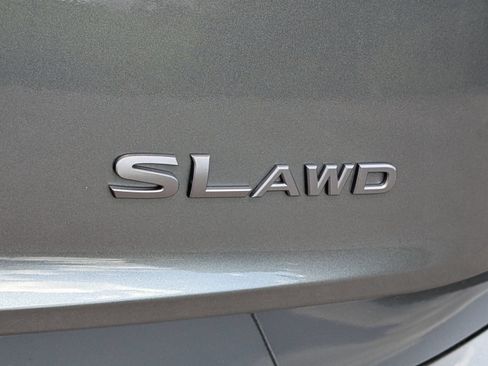 Used 2026 Nissan Rogue SL AWD/4WD image 5