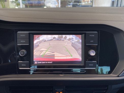 Used 2021 Volkswagen Jetta S FWD image 4