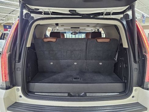 Used 2015 Cadillac Escalade Premium AWD/4WD image 13