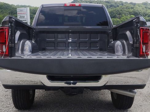 New 2025 RAM 2500 Big Horn image 27