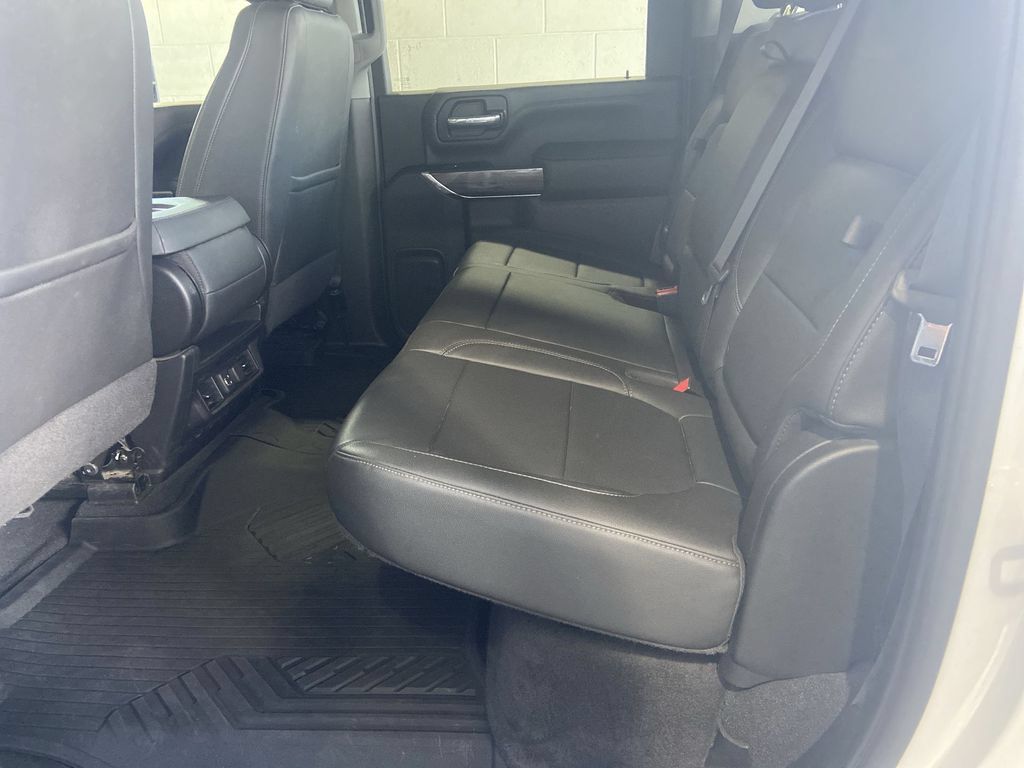 Used 2022 Chevrolet Silverado 2500 LTZ AWD/4WD image 25