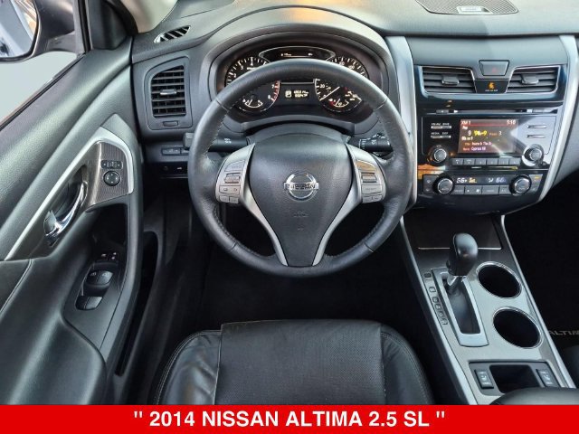 Used 2014 Nissan Altima 2.5 SL w/ Moonroof Package FWD image 31
